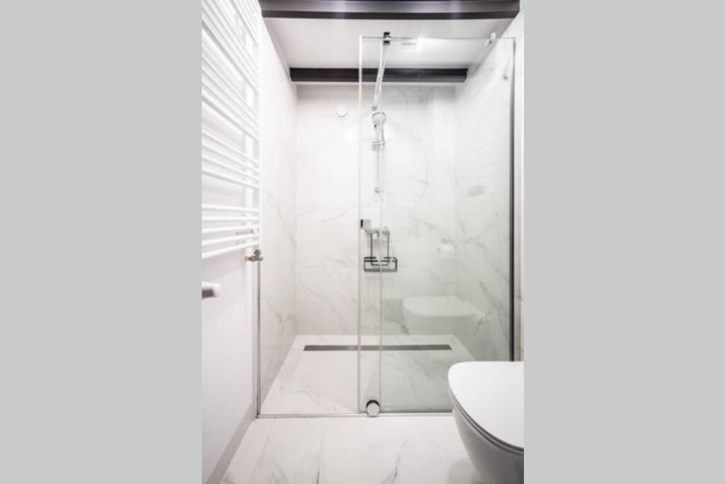 5Eco Apart Pearl Jagiellonska 27 Warszawa Old Town Bagian luar foto